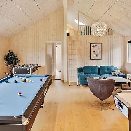 Sleeps 16 Pool Wifi * Vejby Strand